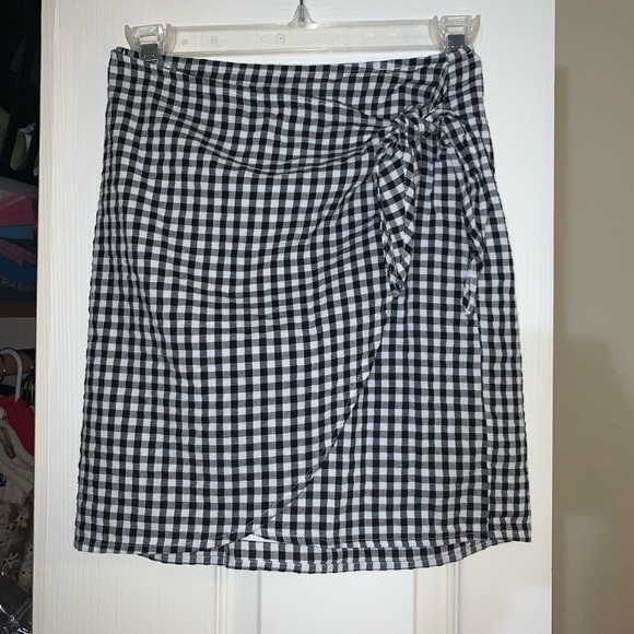 Madewell Women’s Gingham Wrap Skirt - Picture 6 of 8